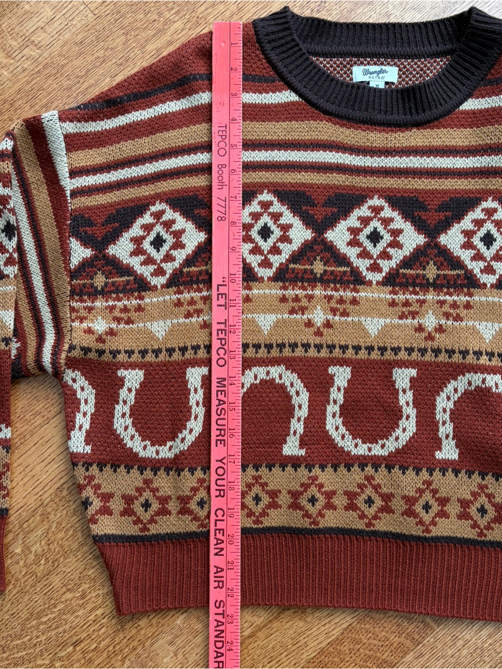 NWT Wrangler Retro Women's Horseshoe Southwestern Aztec Knit Sweater Medium Rust - Picture 11 of 13